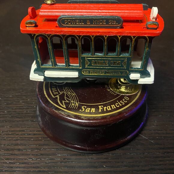 San Francisco Cable Car Turn Table Music Box - Picture 2 of 8